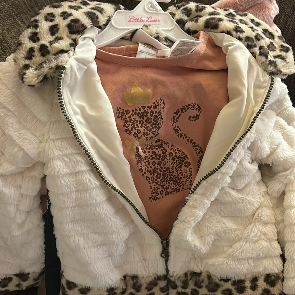 Little Lass white leopard 3 piece set - Picture 2 of 3